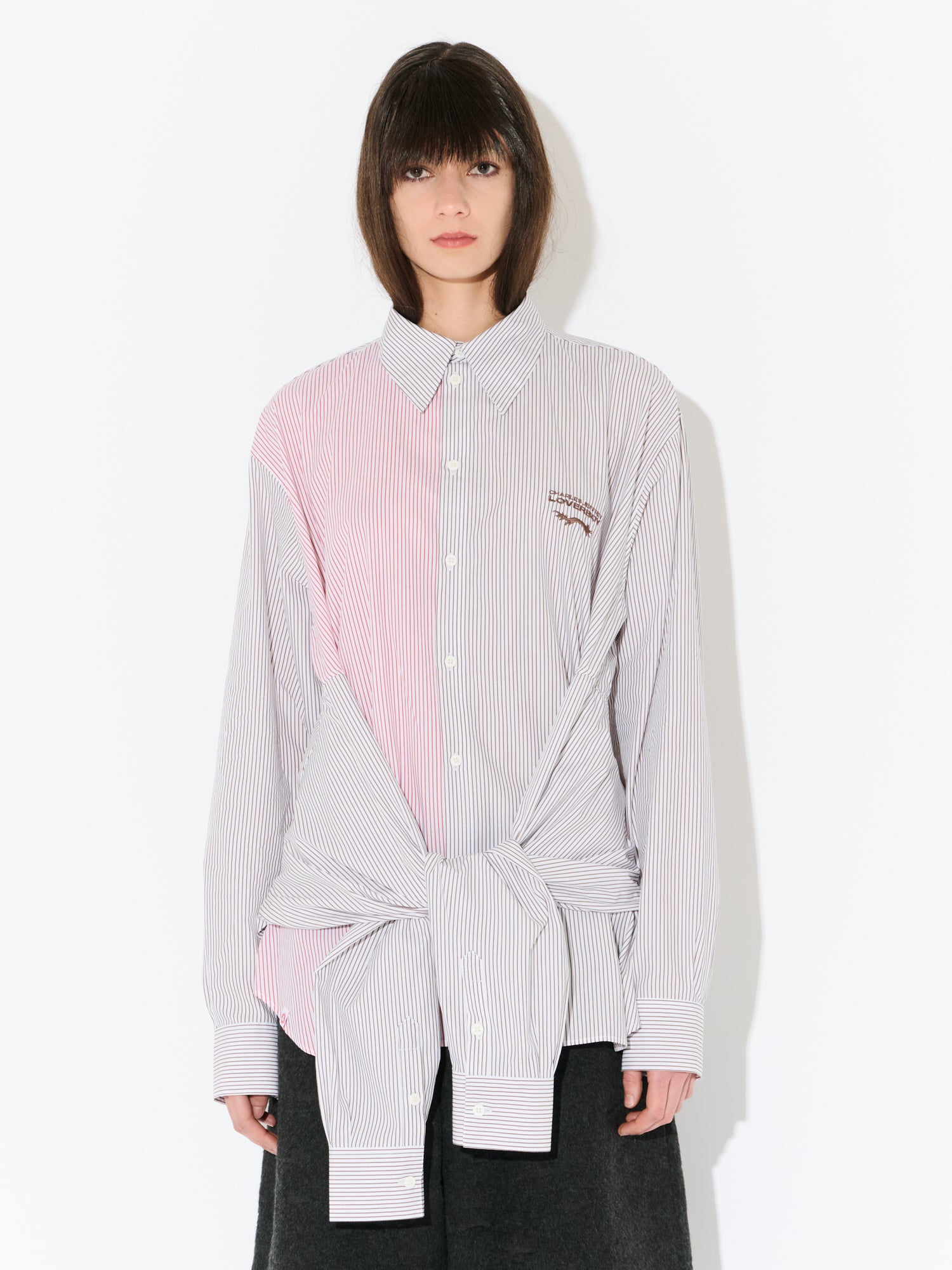 HUG SHIRT in KHAKI RED STRIPE - Image 5