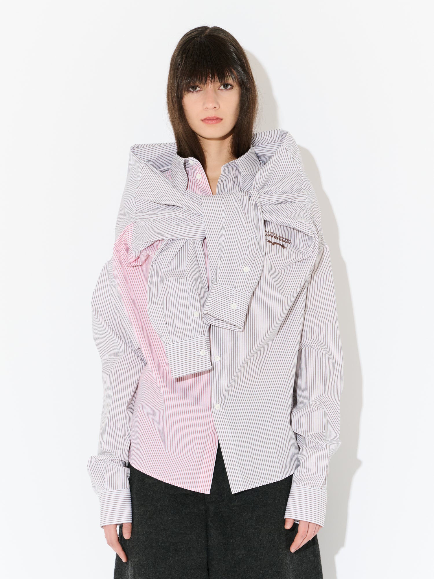 HUG SHIRT in KHAKI RED STRIPE - Image 6